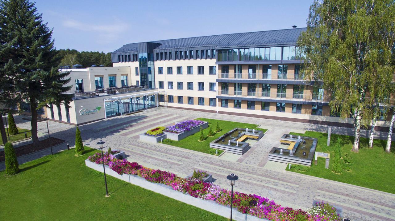 Berezka Health Resort & Spa Salihorsk Exterior photo